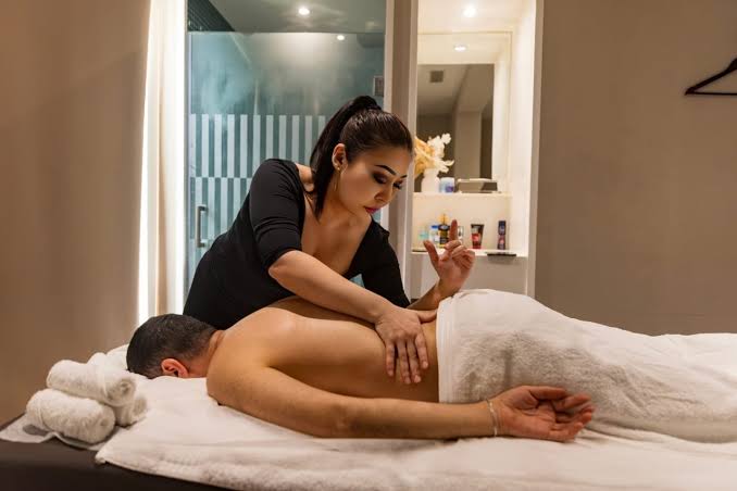 Hygienic Premium Massage Service