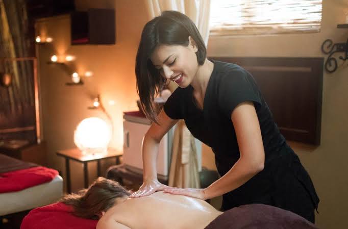 Best Body Massage at Home in Delhi